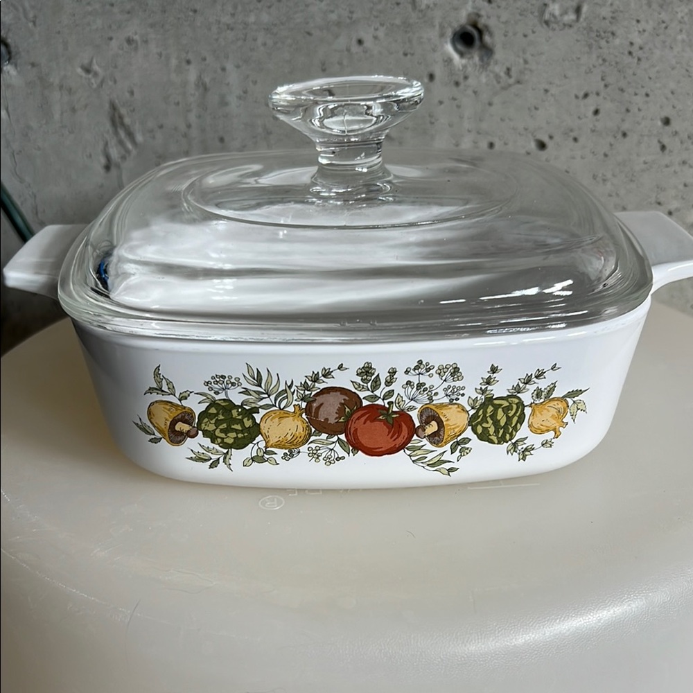 Vintage Corning Ware SPICE OF LIFE Glass  Lid White Casserole Dish